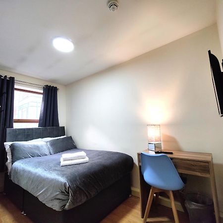 Liverpool City Centre Private Rooms Including Smart Tvs - With Shared Bathroom Extérieur photo