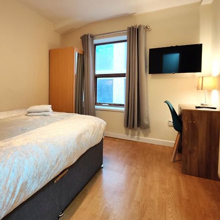 Liverpool City Centre Private Rooms Including Smart Tvs - With Shared Bathroom Extérieur photo