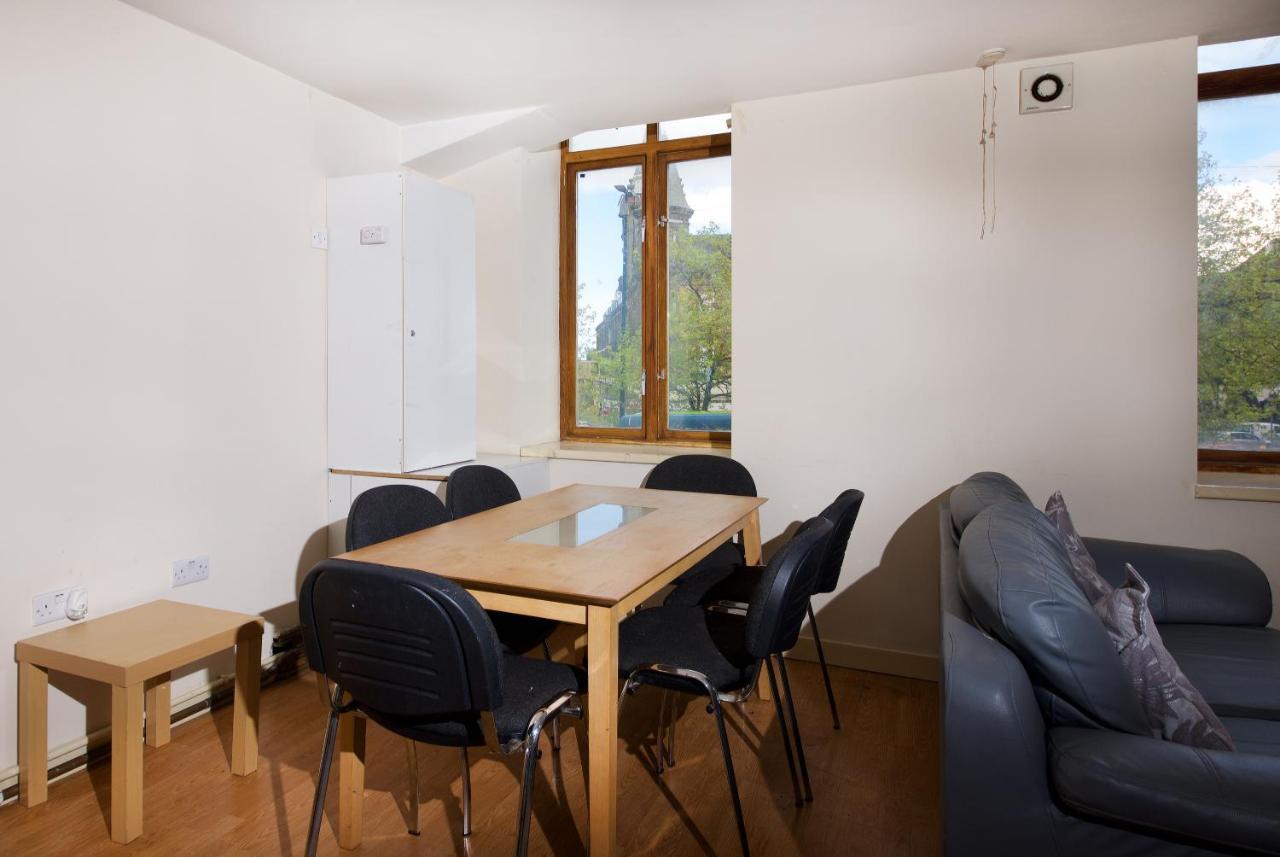 Liverpool City Centre Private Rooms Including Smart Tvs - With Shared Bathroom Extérieur photo