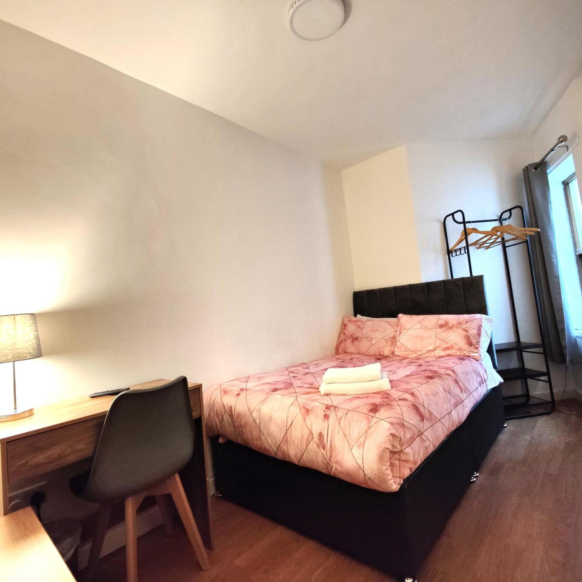 Liverpool City Centre Private Rooms Including Smart Tvs - With Shared Bathroom Extérieur photo