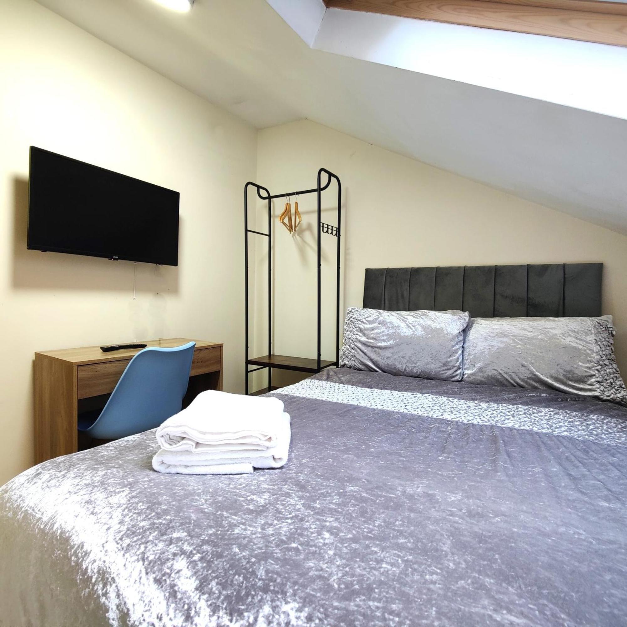 Liverpool City Centre Private Rooms Including Smart Tvs - With Shared Bathroom Extérieur photo